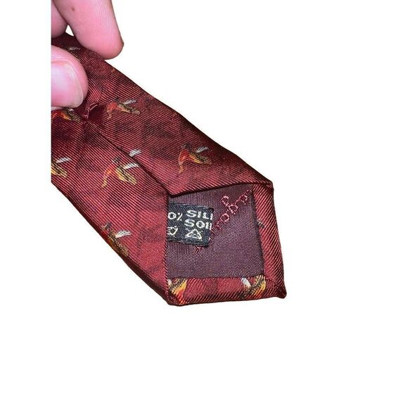 Salvatore Ferragamo Red Pheasant Print Handmade Neck Tie - Picture 6 of 7